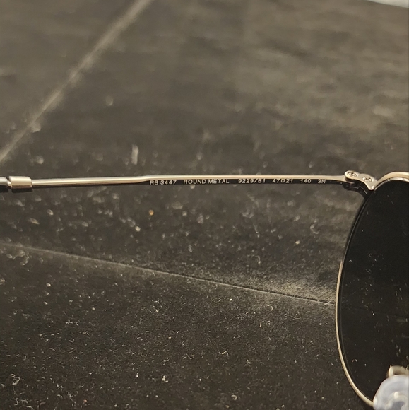 Ray-Bans Subglasses - Picture 4 of 4